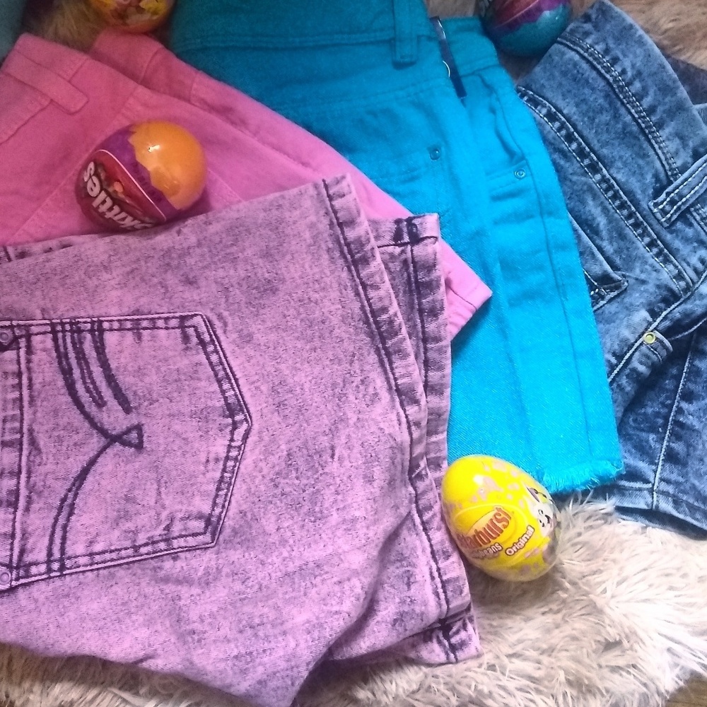 Women's Shorts 4 Spring Colors
